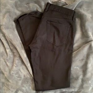 UniQlo black stretch slim selvedge denim jeans